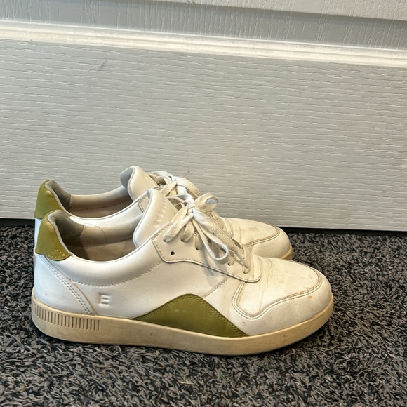 EVERLANE Court Sneakers - Picture 3 of 5